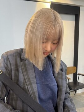 シーカ ニカイ(siika NIKAI) シルキーベージュ