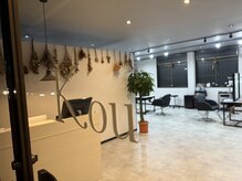 コウ(Kou)の雰囲気（人気商品【system】【COAR】【track】【ReFa】【LOA】取扱い♪）