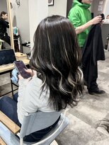 スイ(Suy')&nbsp;エスクテでハイライト