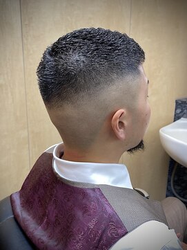 ビヨンドザバーバー 品川 青物横丁(BEYOND THE BARBER) BEYOND