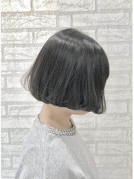 ジーナ セントラル銀座(Zina) 透明感＊ダークグレージュ＊暗髪【ZinaCENTRAL】