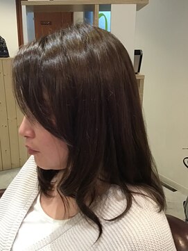 ヘアデザインアンドプラスヘアー ロサルゴサ トーンダウン