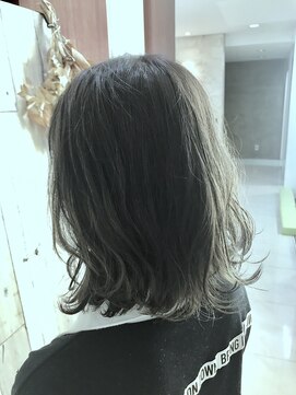 コンセプト(Concept) 透け感☆外ハネボブ