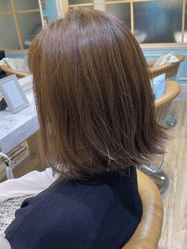 ロンドフルール 大宮東口(Lond fleur) 【Lond fleur 山本翔一郎】外ハネフォギーベージュボブ