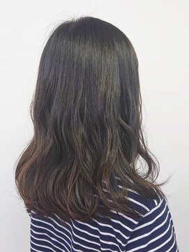 ヘアアンドメイク ゼン ヨコハマ(Hair&Make ZEN YOKOHAMA) ゆるウエーブが可愛いセミロング