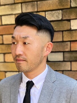 バーバーリング メソッド(BARBERING METHOD) 好印象フェードカットスタイル