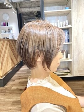 クロワ(croix) 大人かわいいアッシュカラー/うぶバング