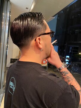 エフエム 明大前(FM) バーバー　刈り上げショート/アップバング/フェードカット