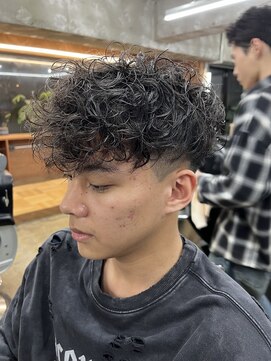 ロンドガルマン 名古屋(Lond GULLMAN) SEIYA指名 スペインカール