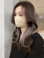 サイン 渋谷(SIGN)&nbsp;ザクザクレイヤーカット巻き方簡単ミディアムロング韓国表参道