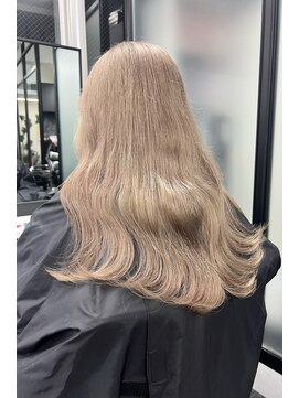 リア 大阪梅田(Ria) ～ミルクティーベージュ～　【Ria 大阪 梅田】