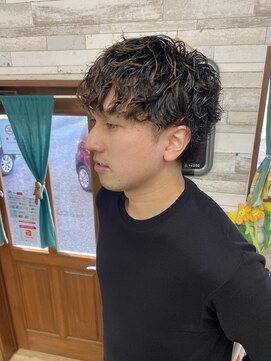 ラッコのおひるね メンズスパイラルパーマ