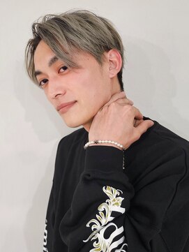 ミドル(MIDDLE) ショートパートスタイルSIlverGray