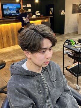 ミオ ベガ(Mio'' VEGA) 【最新トレンド】フェザーショート