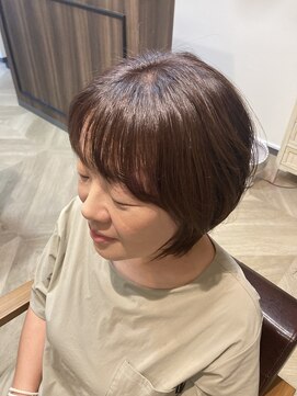 ジュアン 新宿御苑前(Juin) ふんわりミディアムレイヤー