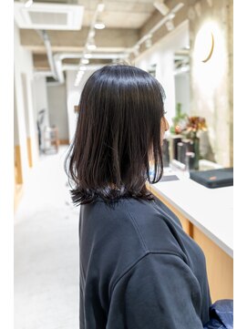 ワッカ(wacca) 縮毛矯正　髪質改善　ゆる巻き　ミディアム