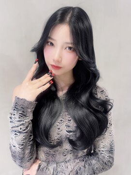 韓国ヘアロング顔周りレイヤー黒髪_F30786