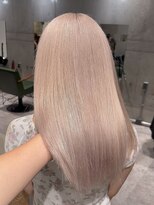 モニカ(MONIQA) ホワイトベージュ