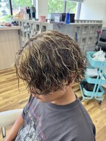 スウェル 稲毛店(Swell)&nbsp;外国人風ハイライト×サーフカール[稲毛/稲毛駅/Men'sパーマ]