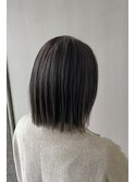 透明感カラー×艶切りっぱなしボブ