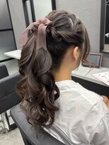エミュ(Aimu.) ポニーテールアレンジ