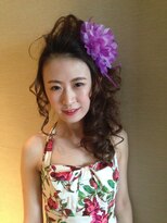 フェリシータ 緑地公園店(felicita)&nbsp;無造作ルーズが個性際立つ☆花飾りアレンジ