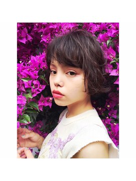 オルセン(OLSEN) 【BALLOON HAIR】リラクシーショートボブ『スウィングカール』