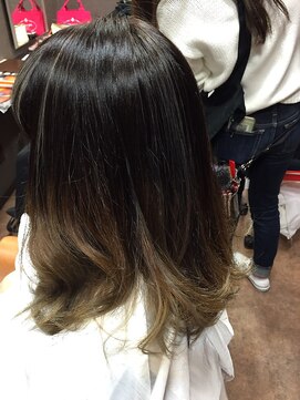 コーボ 柏(COVO) 【covo/takahashi】 グラデーション D7