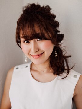 フローラビューティーヘアー(Flora Beauty Hair) パーティーアレンジスタイル/20代/30代/40代/50代/岡山/表町