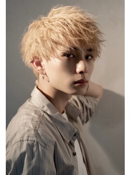 リップス レイ ギンザ(LIPPS Ray GINZA) ハイトーン無造作ツーブロックマッシュ