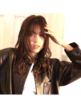 ルーツ(roots) シースルーバング セミロングウェーブ 大人カジュアル