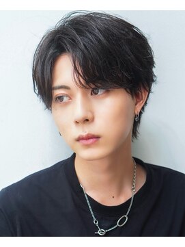 オーシャントーキョー 渋谷神南(OCEAN TOKYO) 韓国ヘアカルマパーマカルマバングセンターパート黒髪ウルフ