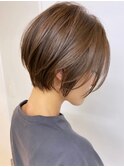 大人女子のショートカットウェットヘア髪質改善・縮毛矯正