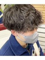 サンズ(suns)&nbsp;【Miyuki】前下がり刈り上げマッシュ×波巻きパーマ