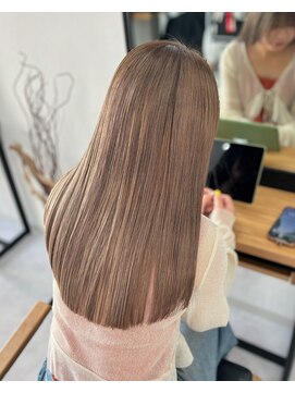 ウル 岡山駅店(ULu.) ハイライトハイトーンブリーチ艶髪ダブルカラー岡山髪質改善ULu