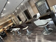 ディアーバイラポールヘア(Dear by RAPPORT HAIR)の雰囲気（店内はお洒落で落ち着いた雰囲気作りを心がげけています。）