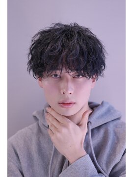 コンフィデンス メンズヘアー(confidence MEN'S HAIR) ツイストスパイラルパーマ