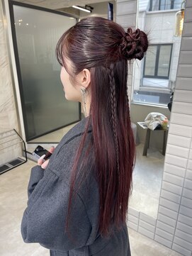 リリー(Lilley) 羽エクステ×姫カットレイヤー×韓国風巻き【ayana】