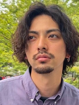 オルト(Altn) 大人の波巻きスパイラルパーマミディアムロングメンズカットヘア