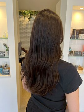 アドラーブル はなみずき店(adorable) オリーブベージュ×ロング20代30代