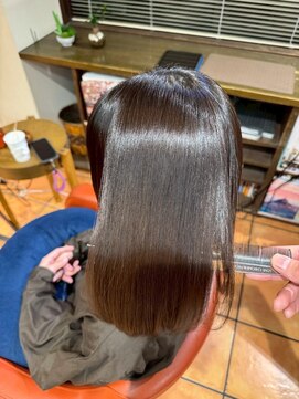 ダアッカ(da acca) 【髪質改善、ナチュラルブラウン】河原町/三条/縮毛矯正/艶髪