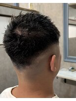 アジュテ(ajouter)&nbsp;ハイスキンフェード×束感テクスチャーショート