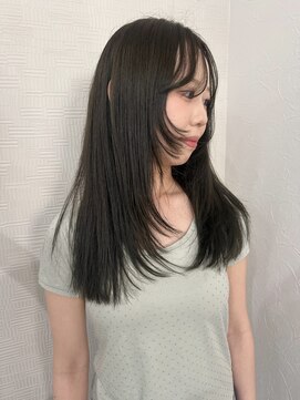ヴィアーレアンクスタイル(VIALE Ank style) 深めオリーブ+抜け感レイヤー