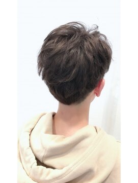 クアトログランシュ ひたちなか店(QUATRO×GranCieux) 外人風スモーキーベージュ