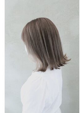 ペスカ 立川店(pesca) ホワイトバレイヤージュ×PESCA【ペスカ】【立川,立川駅】