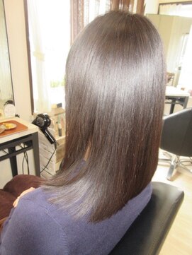 コア フィール ア デイ(COIFFURE A DAY) 【M3D】ナチュラルストレート