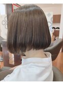 ショートボブ
