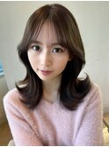 表参道アフロート張替　薄め前髪　くびれシルエット