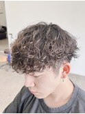 スペインカールスパイラルパーマツイストパーマフェード短髪