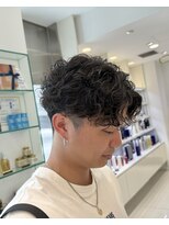 エアー 銀座タワー(AIR)&nbsp;スパイラルパーマ/ツーブロック/刈り上げ/黒髪